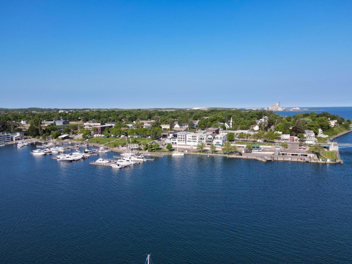 228 Edgewater Inn Charlevoix Zewnętrze zdjęcie