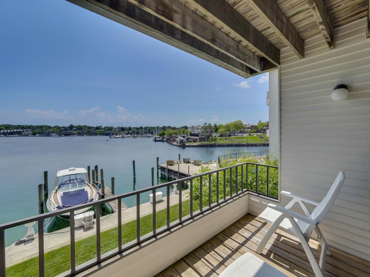 228 Edgewater Inn Charlevoix Zewnętrze zdjęcie